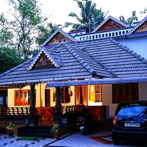 mompop-thyparambil-heritage.hotels-alappuzha.com/