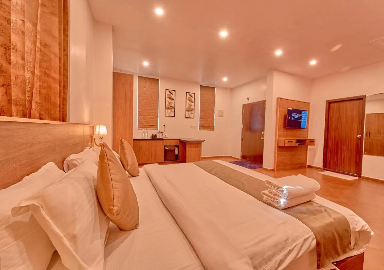 Areva Inn Plantation Resort Munnar With Pool By Voye Homes