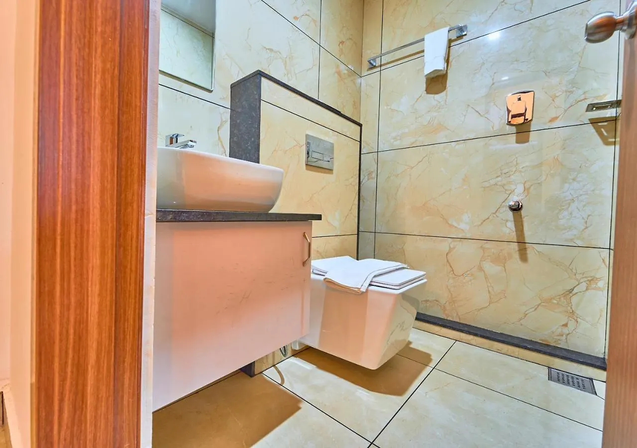 Areva Inn Plantation Resort Munnar With Pool By Voye Homes 0*,